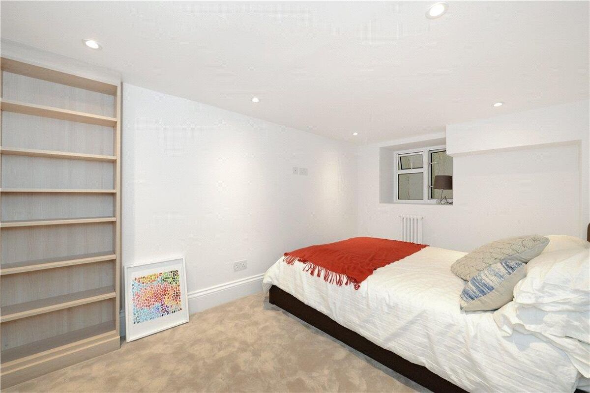 flat for sale in Hyde Park Gardens, London, W2 HPE180105 Knight Frank