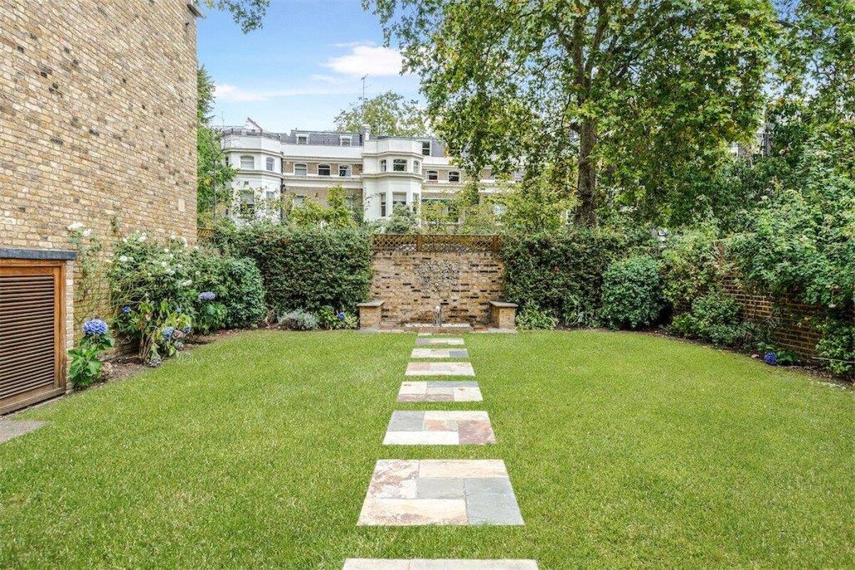 house for sale in Leinster Mews, London, W2 HPE190125 Knight Frank