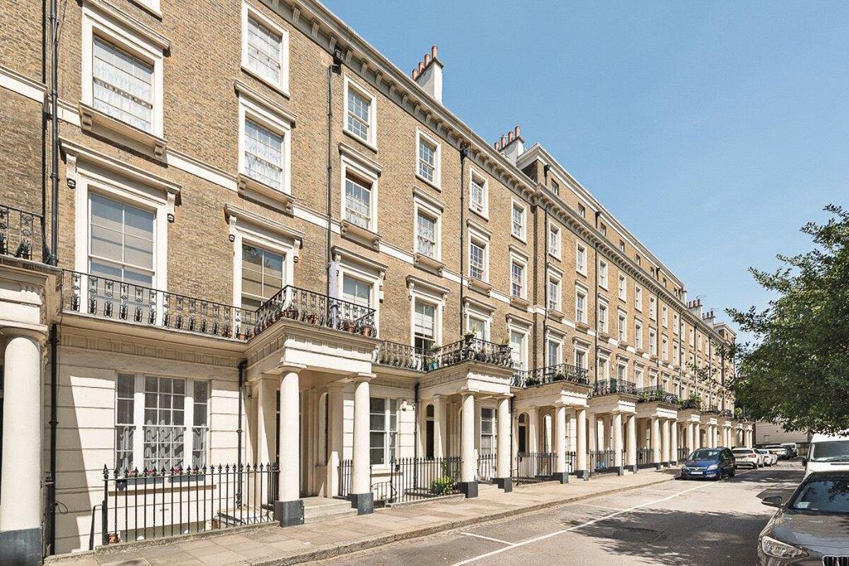 flat to rent in Gloucester Gardens, Hyde Park, London, W2 ...