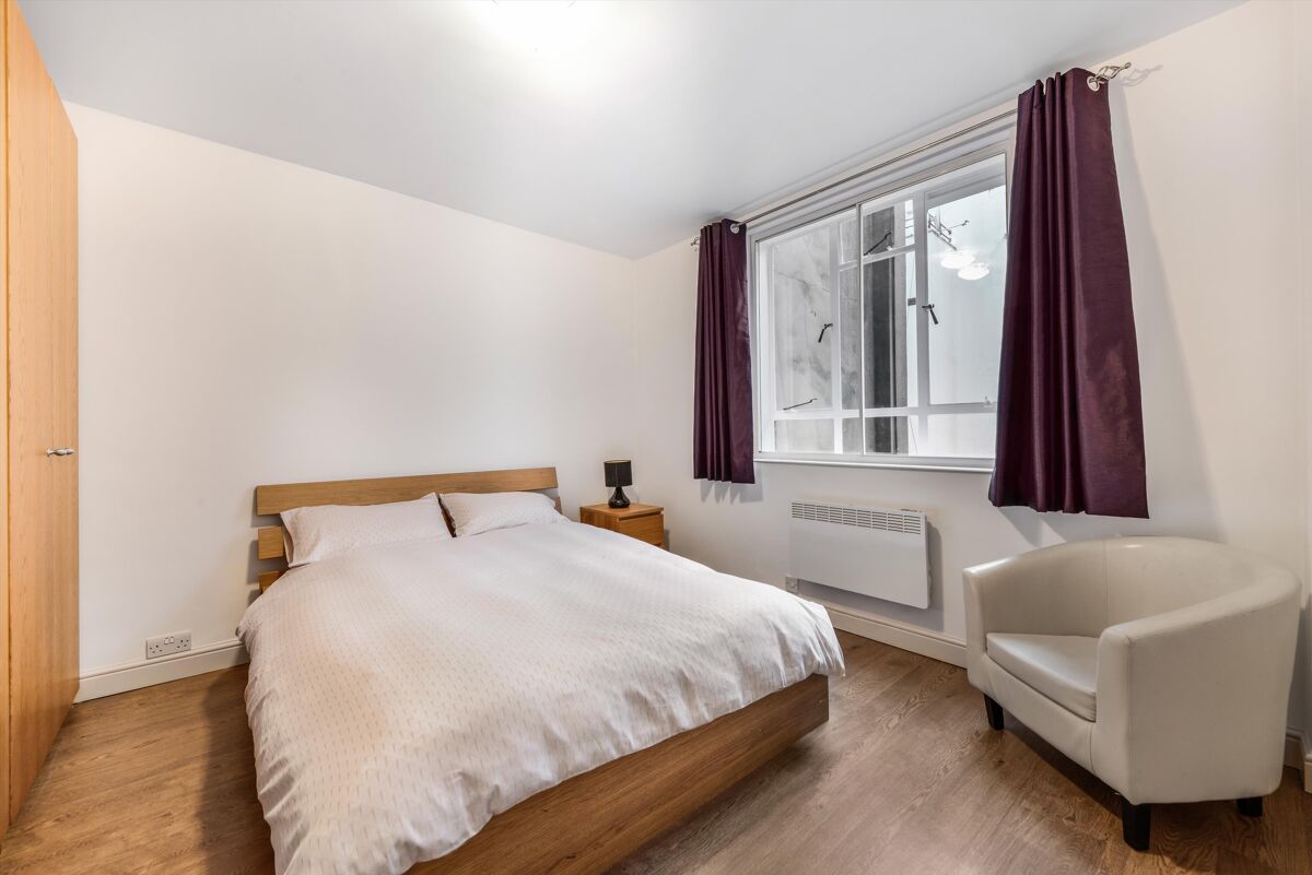 flat to rent in Cranleigh Court, Leinster Gardens, London, W2