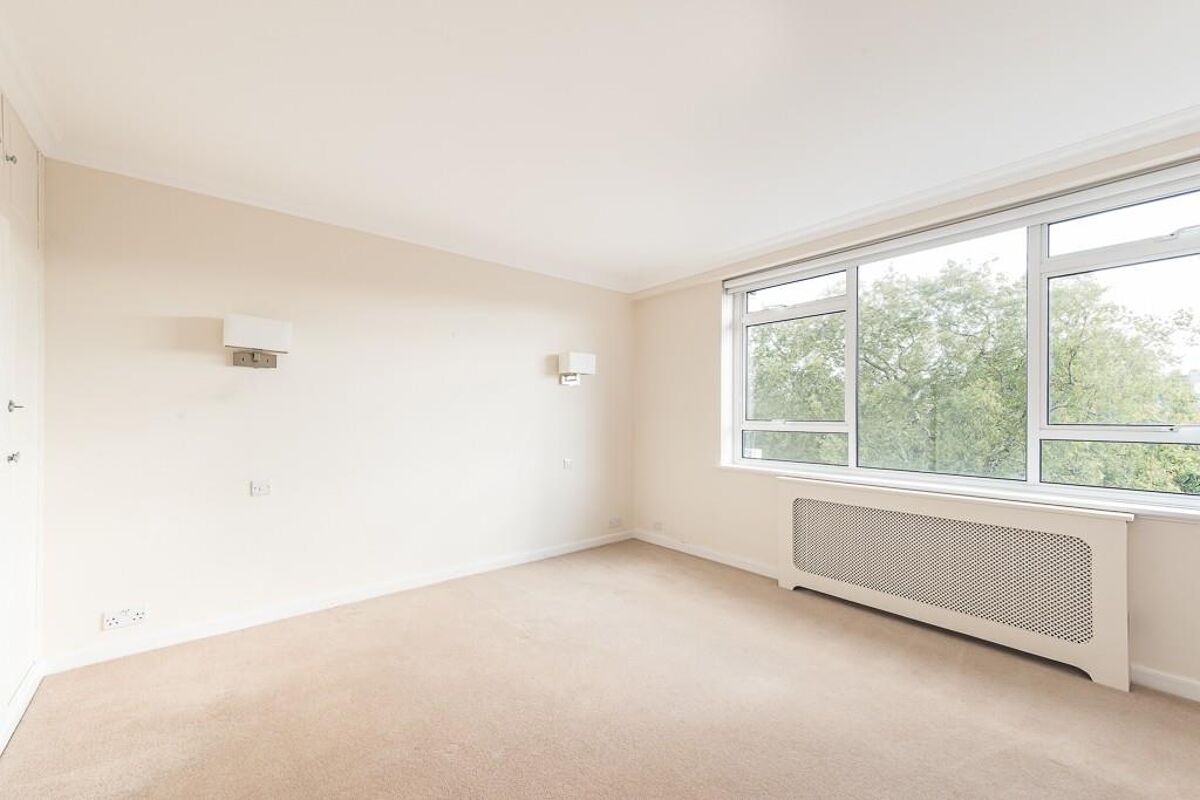 flat to rent in Sussex Square, Hyde Park London, W2 HPQ012165808 Knight Frank