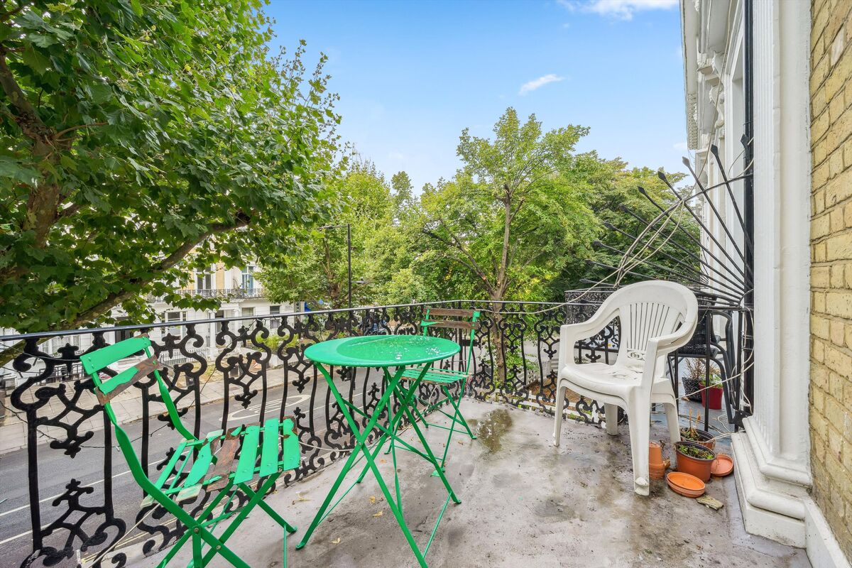 flat to rent in Inverness Terrace, London, W2. HPQ012204546 Knight Frank