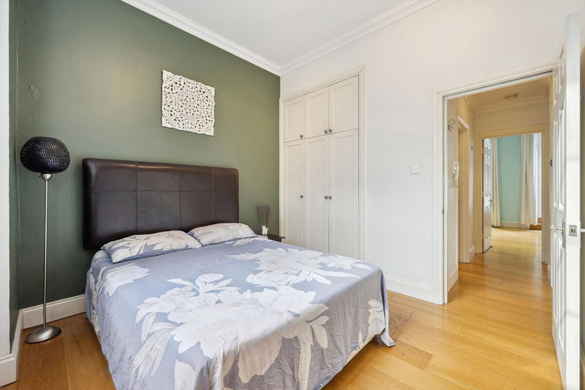 flat to rent in Inverness Terrace, London, W2. HPQ012204546 Knight