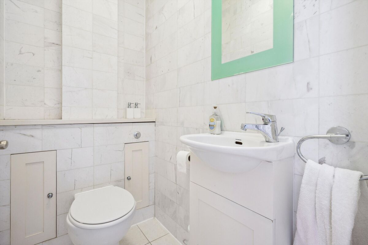 flat to rent in Inverness Terrace, London, W2. HPQ012204546 Knight Frank