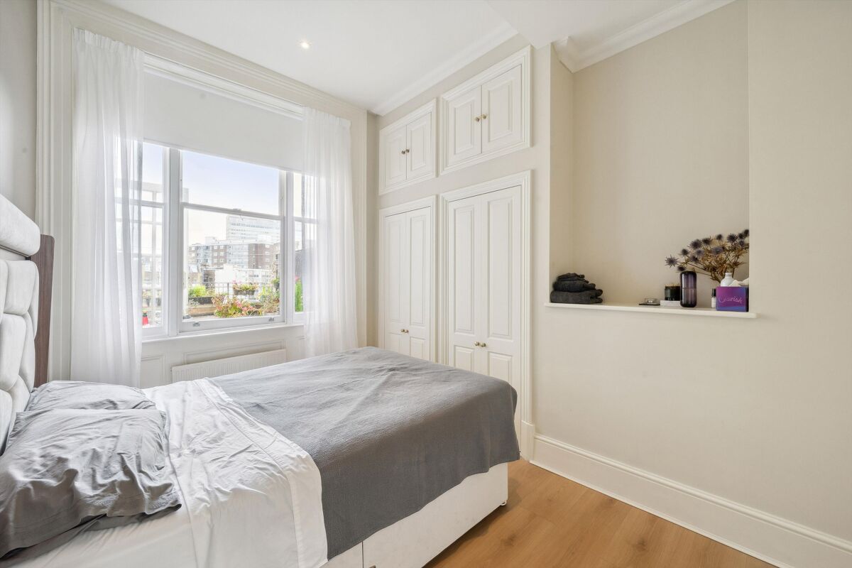 flat to rent in Lancaster Gate, London, W2. HPQ012281113 Knight Frank