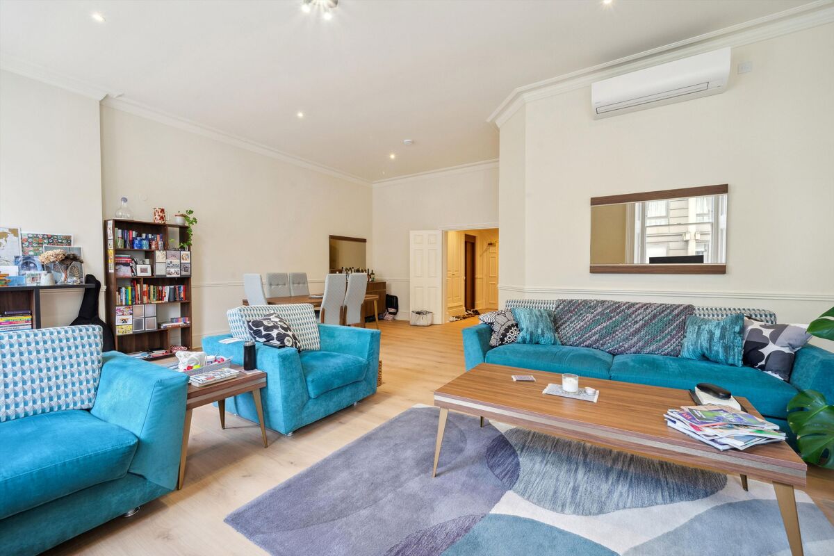 flat to rent in Lancaster Gate, London, W2. HPQ012281113 Knight Frank