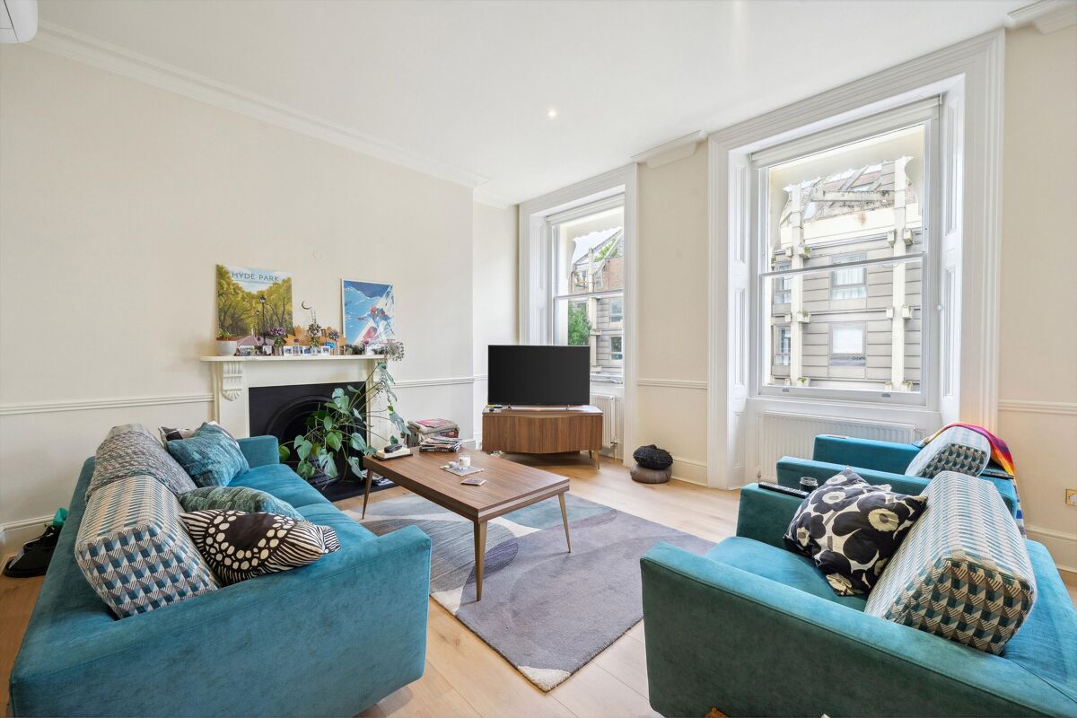 flat to rent in Lancaster Gate, London, W2. HPQ012281113 Knight Frank