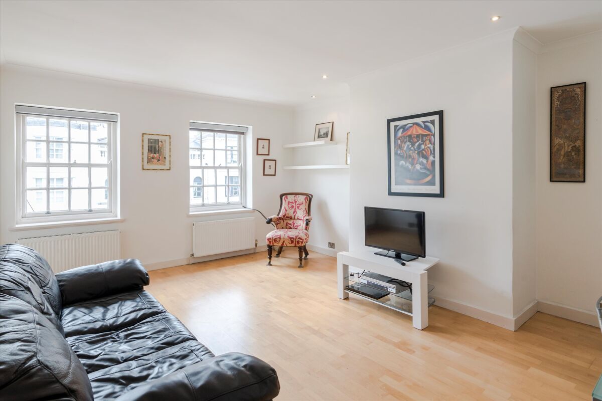 flat to rent in Gloucester Terrace, London, W2. HPQ012332377 Knight
