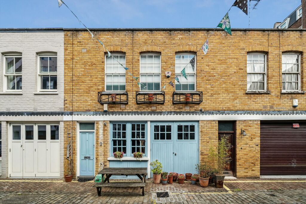Image of Radnor Mews, London, W2.