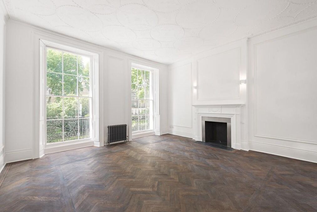 Image of Connaught Square, Hyde Park, London, W2.