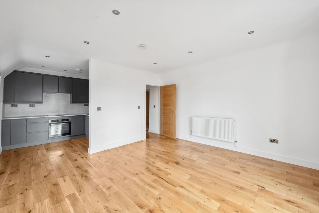 Image of Kilburn Lane, London, W10