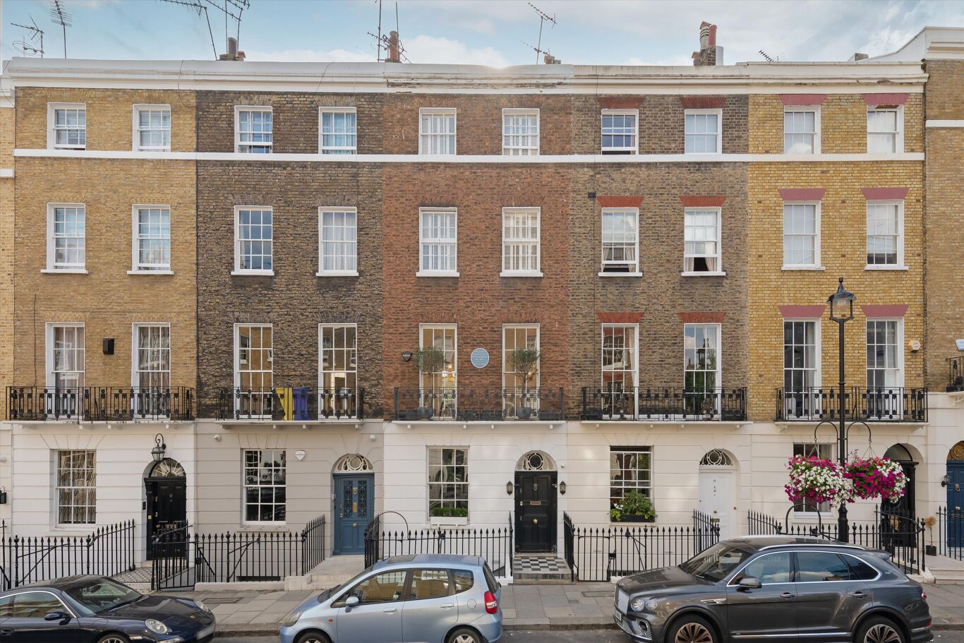 Image of Albion Street, Hyde Park, London, W2.