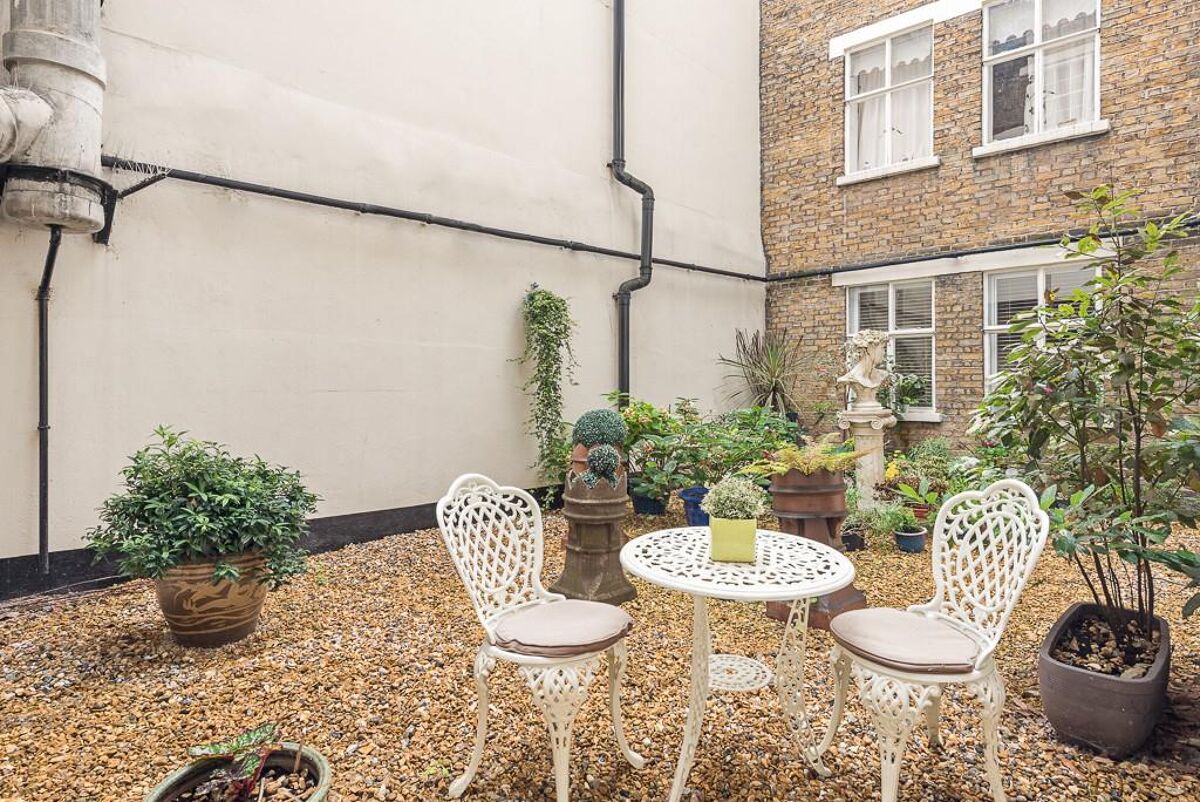 flat to rent in March House, Westbourne Street, Lancaster Gate, London, W2 HPQ344943 Knight