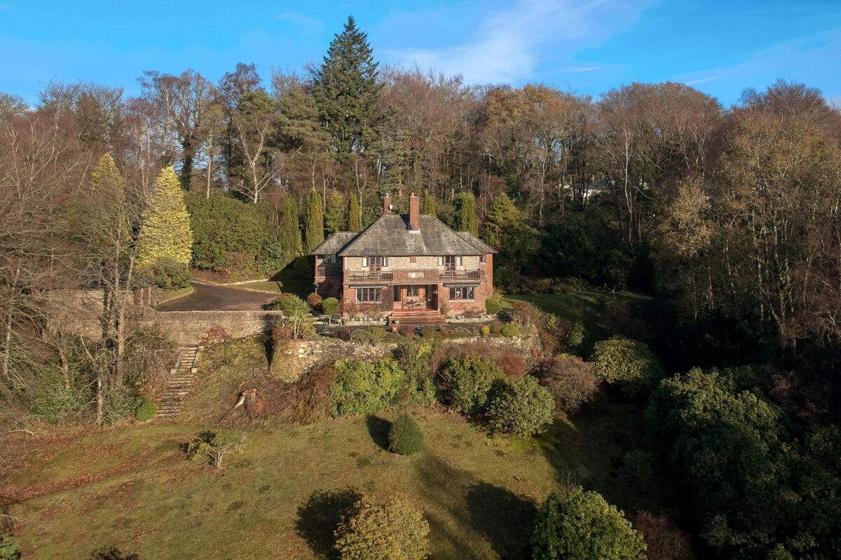 house for sale in Marley Common, Haslemere, West Sussex, GU27