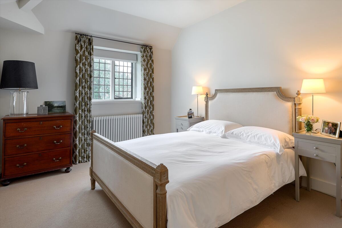 house for sale in Chiltley Lane, Liphook, Hampshire, GU30