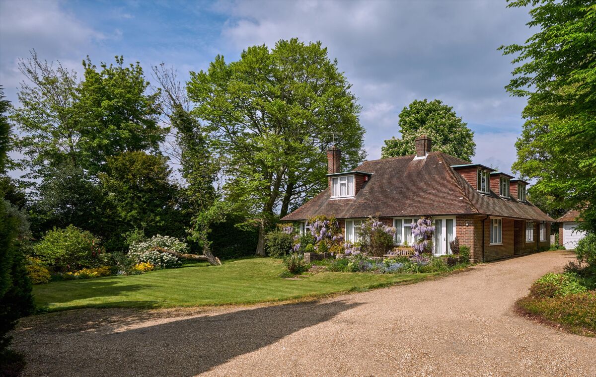 house for sale in Grayswood Road, Haslemere, Surrey, GU27