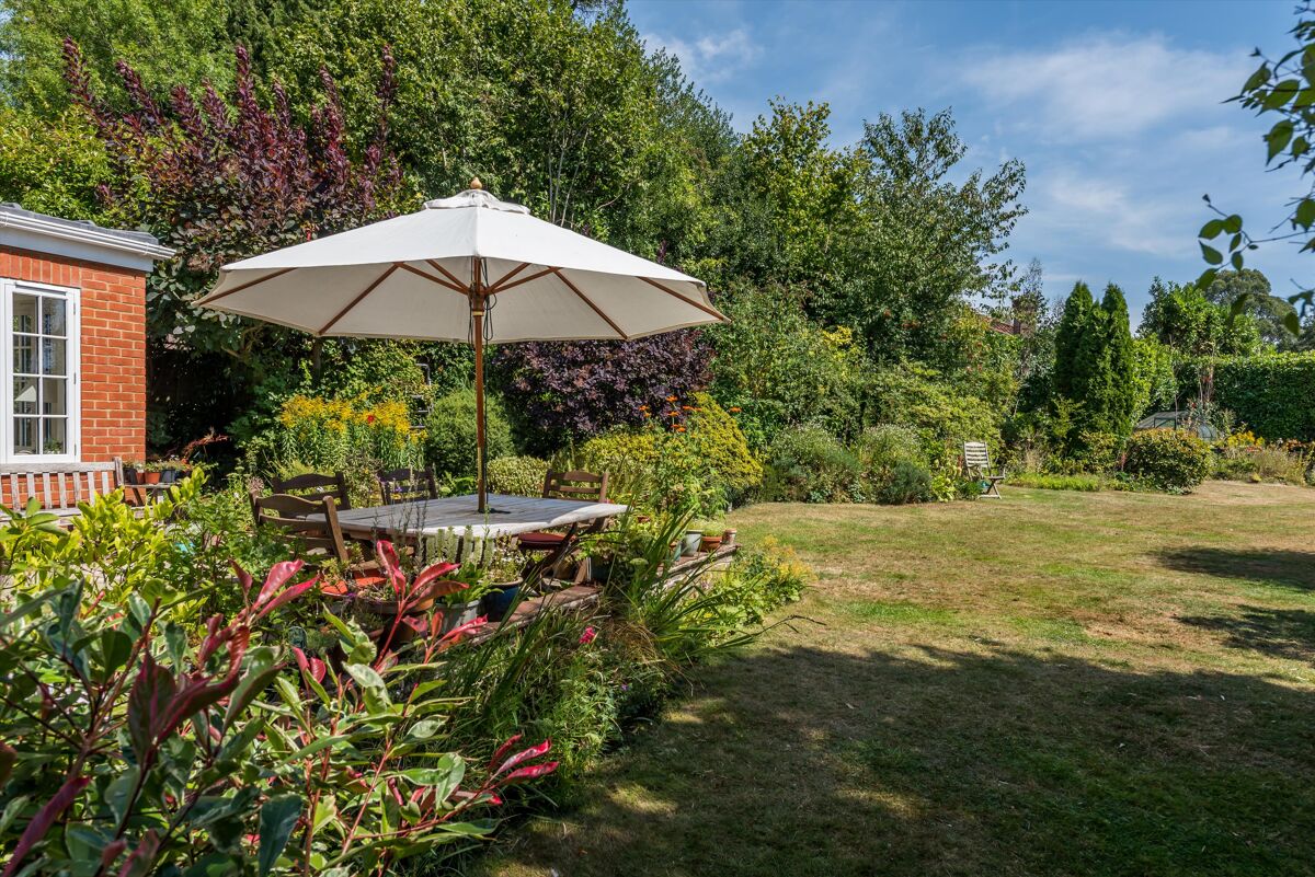 house for sale in Grayswood Road, Haslemere, Surrey, GU27