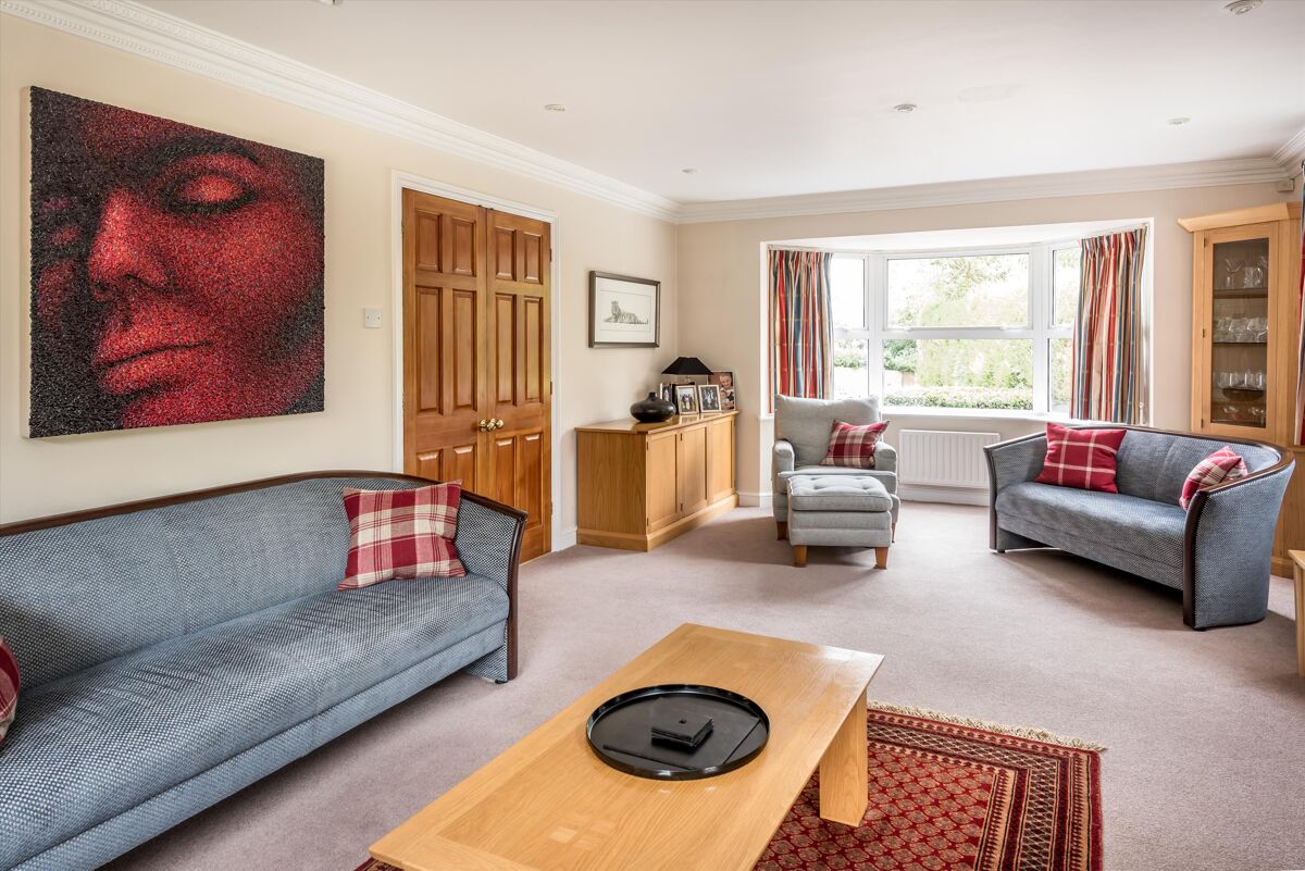 house for sale in Oakhurst, Grayshott, Hindhead, Hampshire, GU26