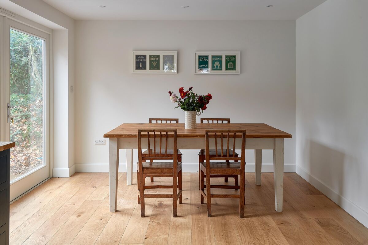 house for sale in Hewshott Lane, Liphook, GU30 HSM012084982 Knight