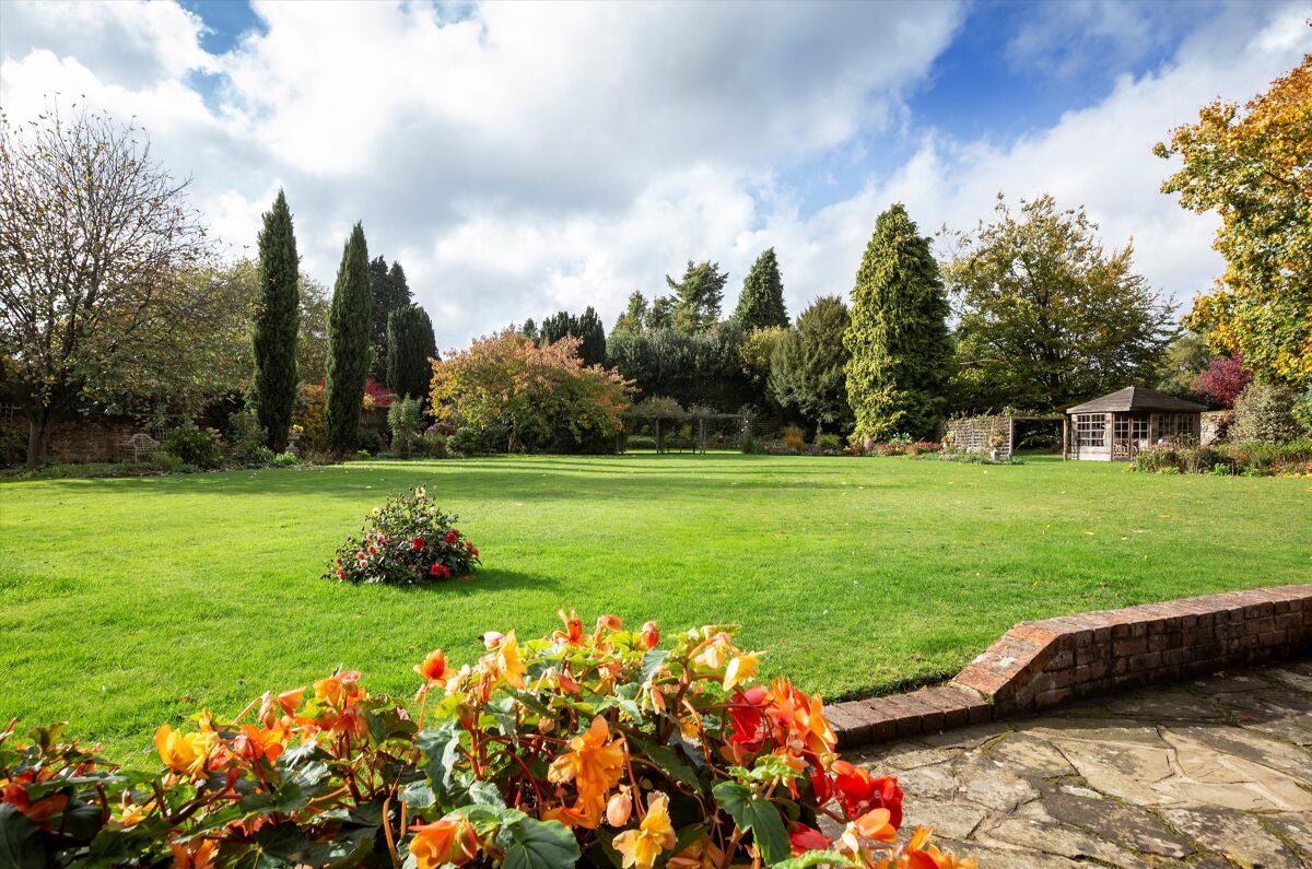 house for sale in High Street, Headley, Bordon, Hampshire, GU35