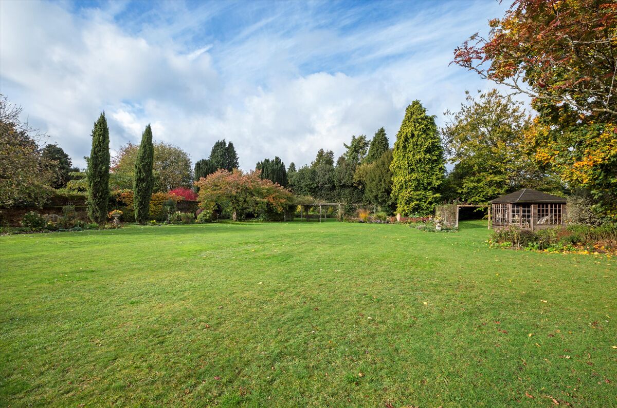 house for sale in High Street, Headley, Bordon, Hampshire, GU35