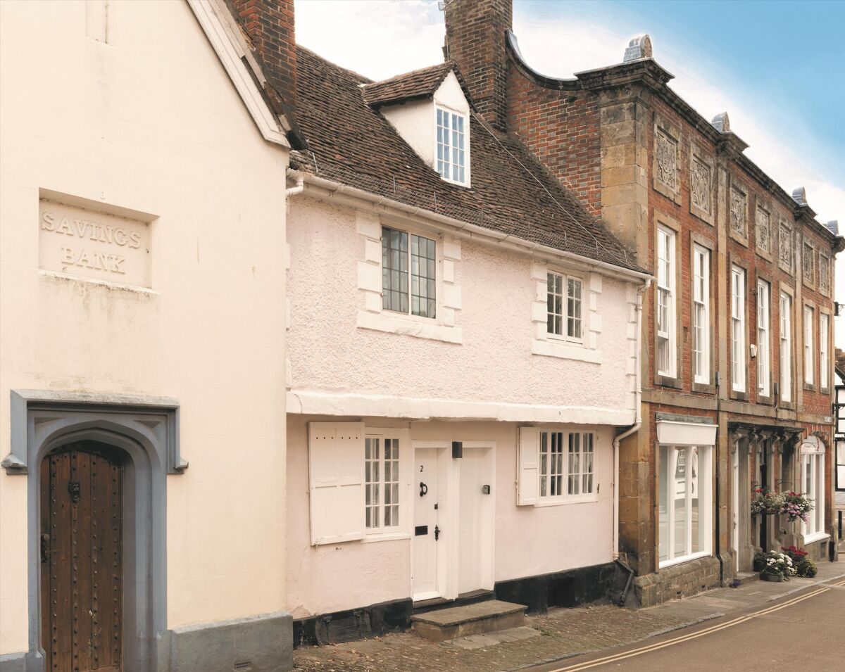 house for sale in Market Square, Midhurst, West Sussex, GU29