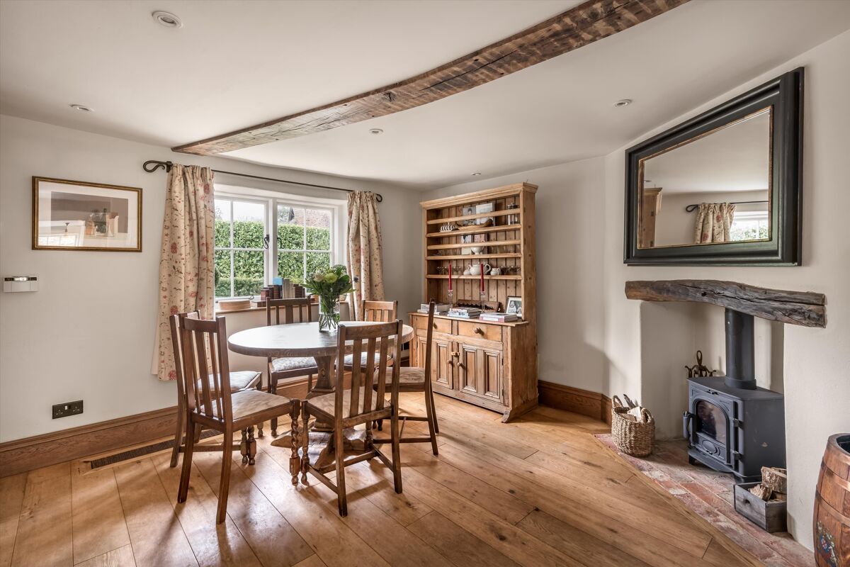 house for sale in Marley Lane, Haslemere, Surrey, GU27 HSM012101076 Knight Frank