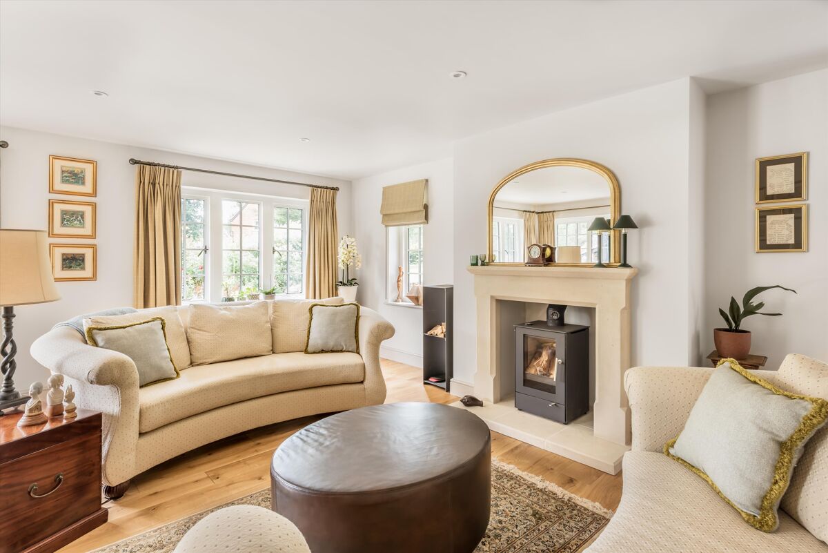 house for sale in Bunch Lane, Haslemere, Surrey, GU27 HSM012109947