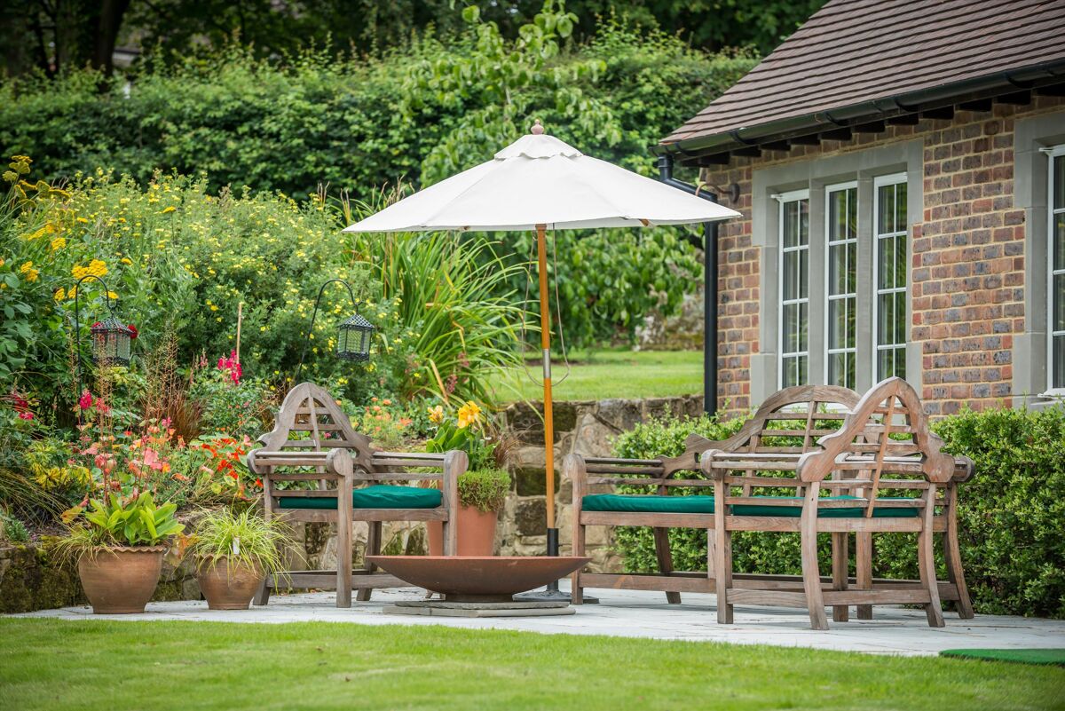 house for sale in Bunch Lane, Haslemere, Surrey, GU27 HSM012109947