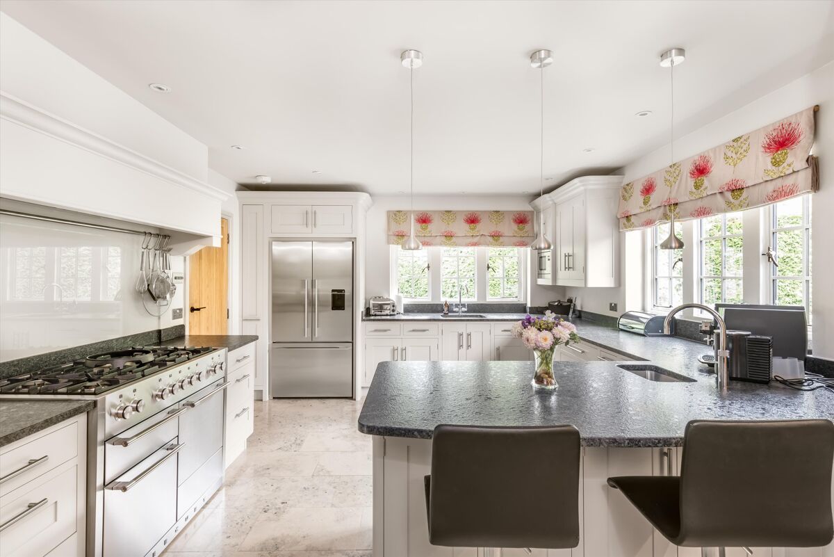 house for sale in Bunch Lane, Haslemere, Surrey, GU27 HSM012109947