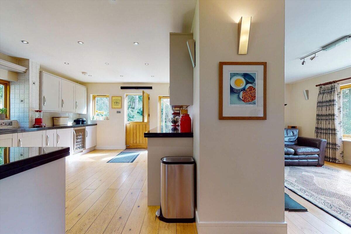 house for sale in Midhurst Road, Haslemere, Surrey, GU27 HSM012116775 Knight Frank