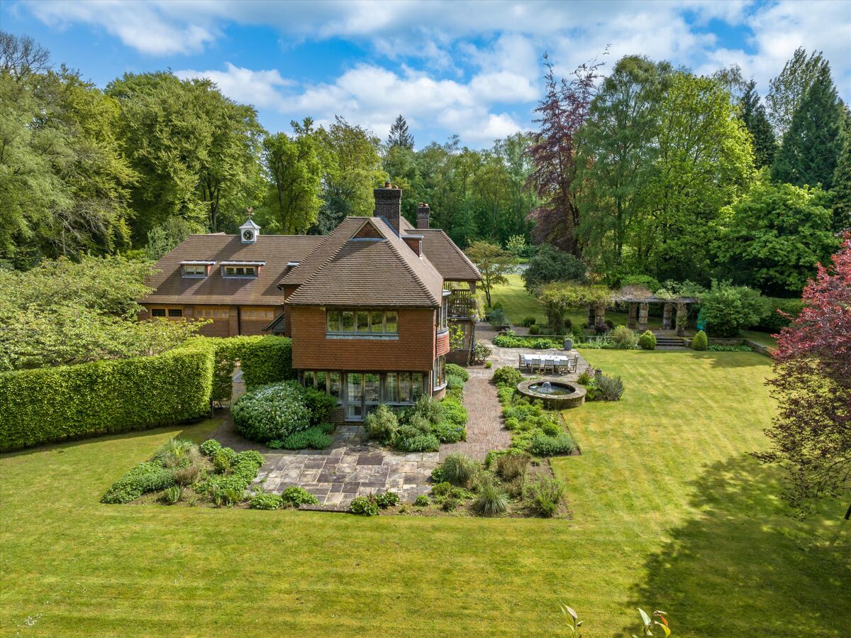 house for sale in Linchmere Ridge, Haslemere, Surrey, GU27