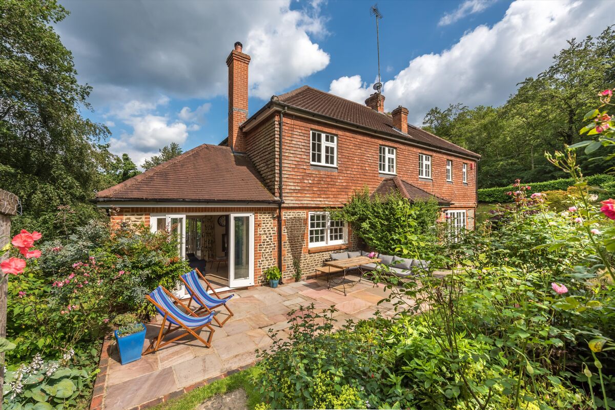 house for sale in Whitmore Vale, Grayshott, Hindhead, Hampshire, GU26