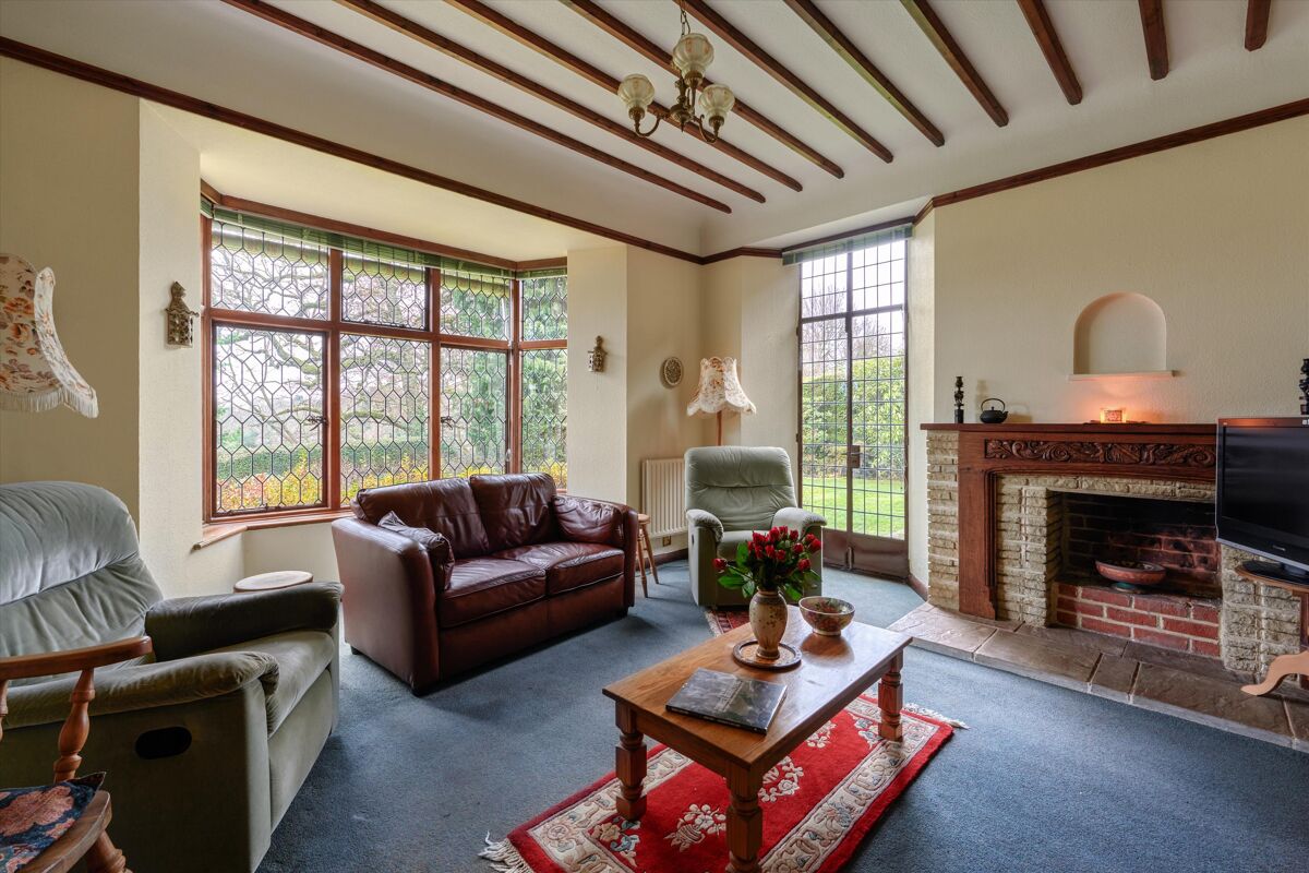 house for sale in Farnham Lane, Haslemere, Surrey, GU27 HSM012133758