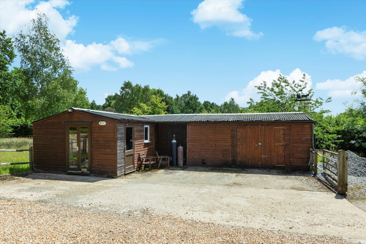 house for sale in Midhurst Road, Petersfield, Hampshire, GU31