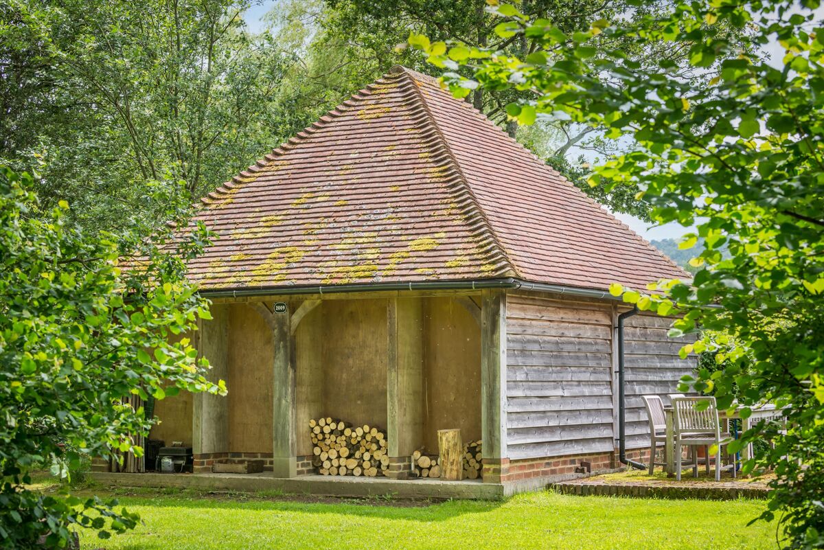 house for sale in Graffham, Petworth, West Sussex, GU28 HSM012153987