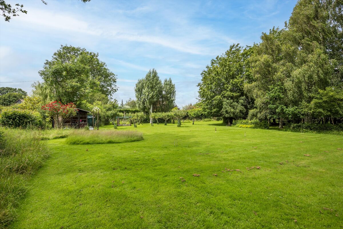 house for sale in Graffham, Petworth, West Sussex, GU28 HSM012153987