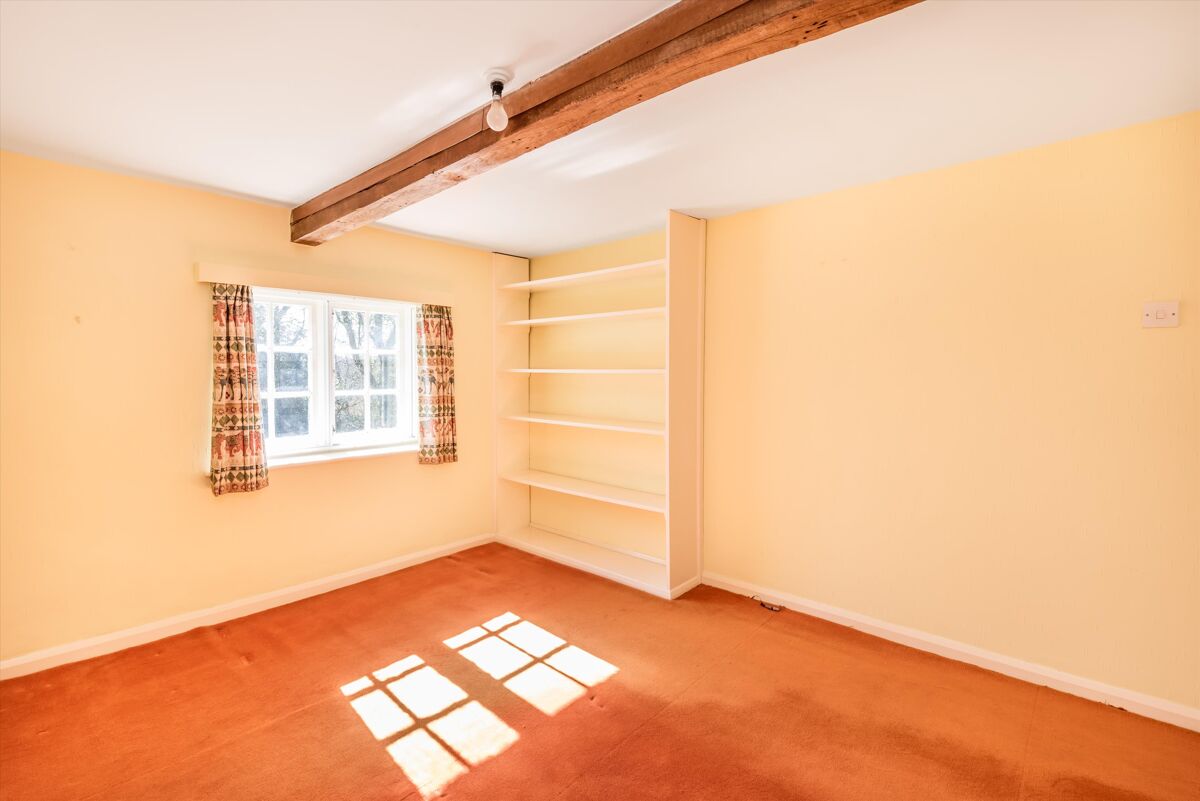 house for sale in Liphook, West Sussex, GU30 HSM012184697