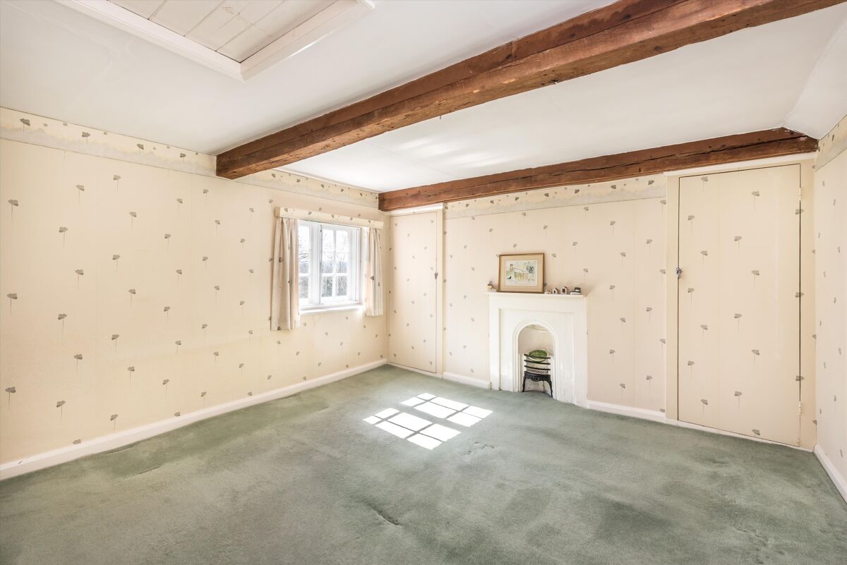 house for sale in Liphook, West Sussex, GU30 HSM012184697