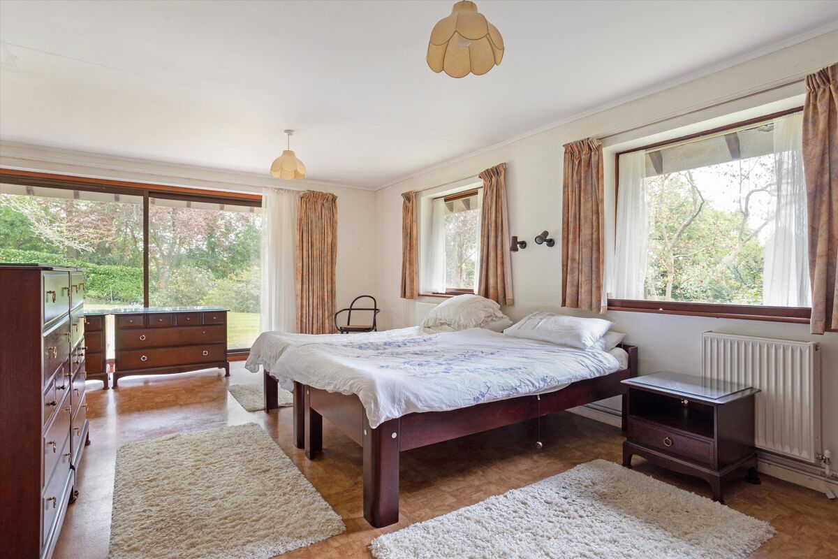 house for sale in Woodfold, Fernhurst, Haslemere, West Sussex, GU27 HSM012187004 Knight Frank