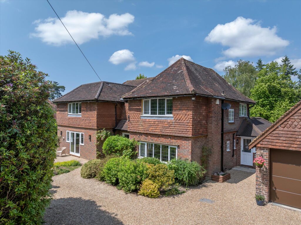 Image of Scotland Lane, Haslemere, Surrey, GU27
