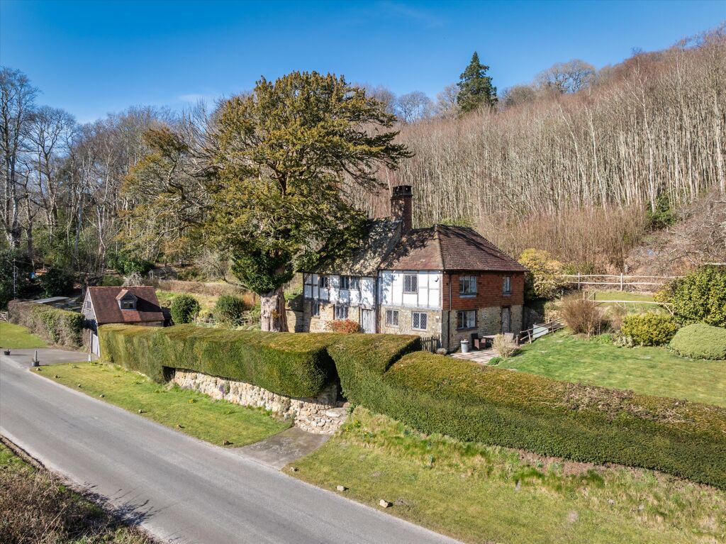 Image of Hollycombe Lane, Linch, West Sussex, GU30