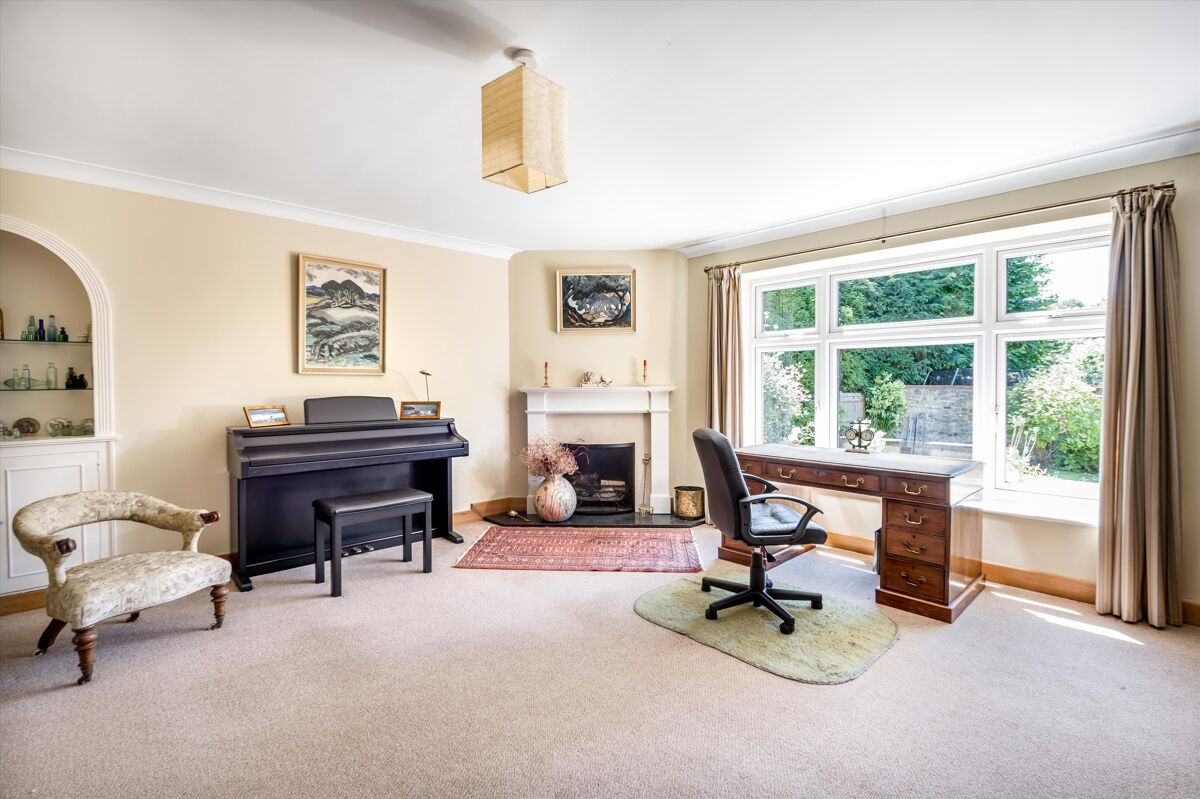 house for sale in The Cylinders, Fernhurst, Haslemere, West Sussex, GU27 HSM012258530 Knight