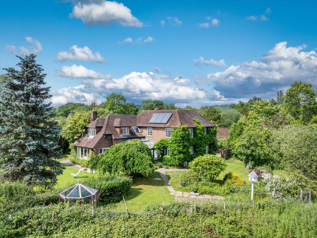 Image of Midhurst Road, Fernhurst, Haslemere, West Sussex, GU27