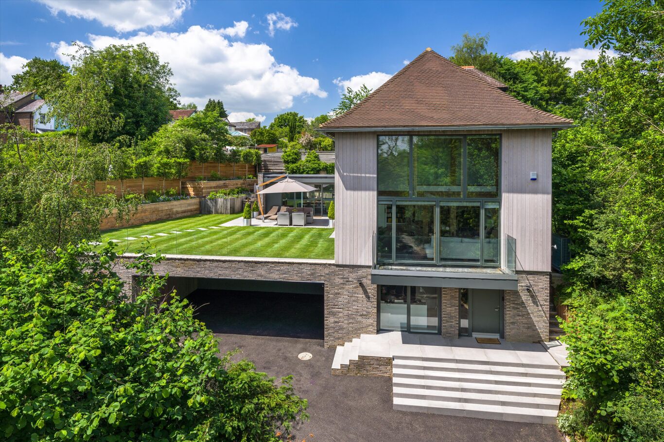 Image of Reservoir Lane, Petersfield, Hampshire GU32