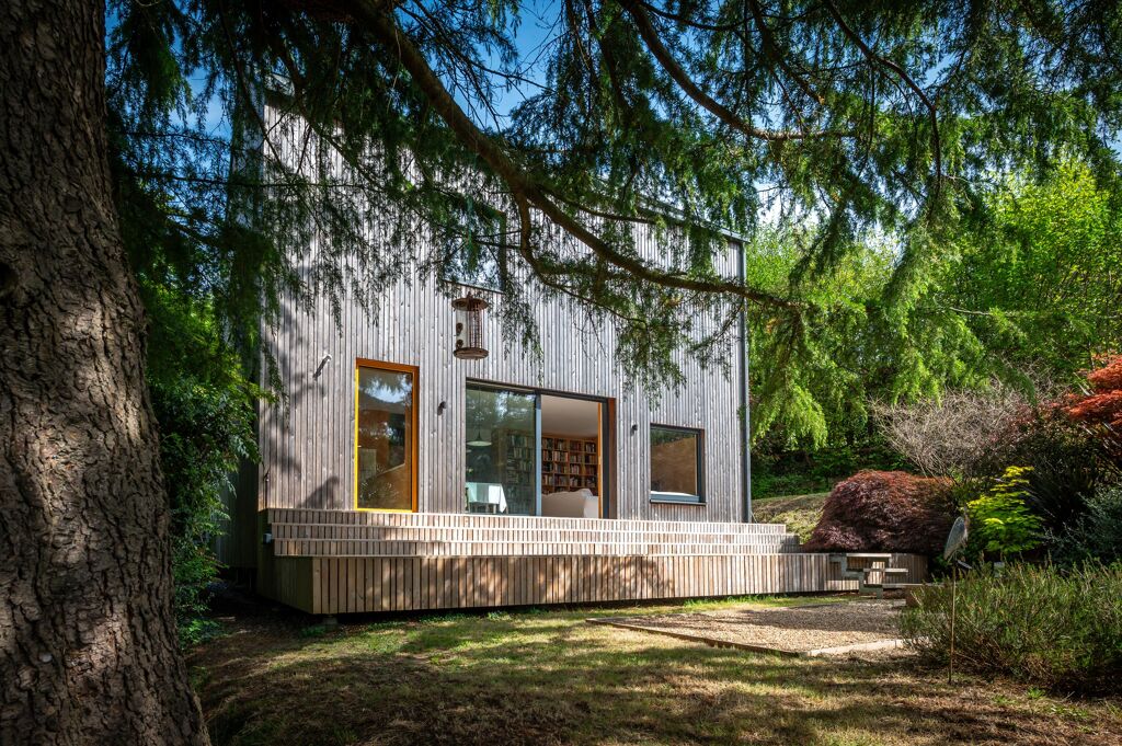 Image of Scotland Lane, Haslemere, Surrey, GU27