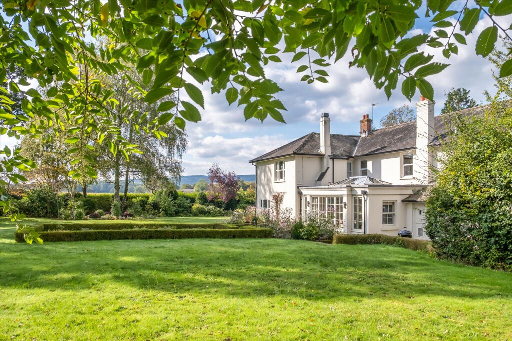 Image of Oaklands Lane, West Lavington, Midhurst, West Sussex, GU29