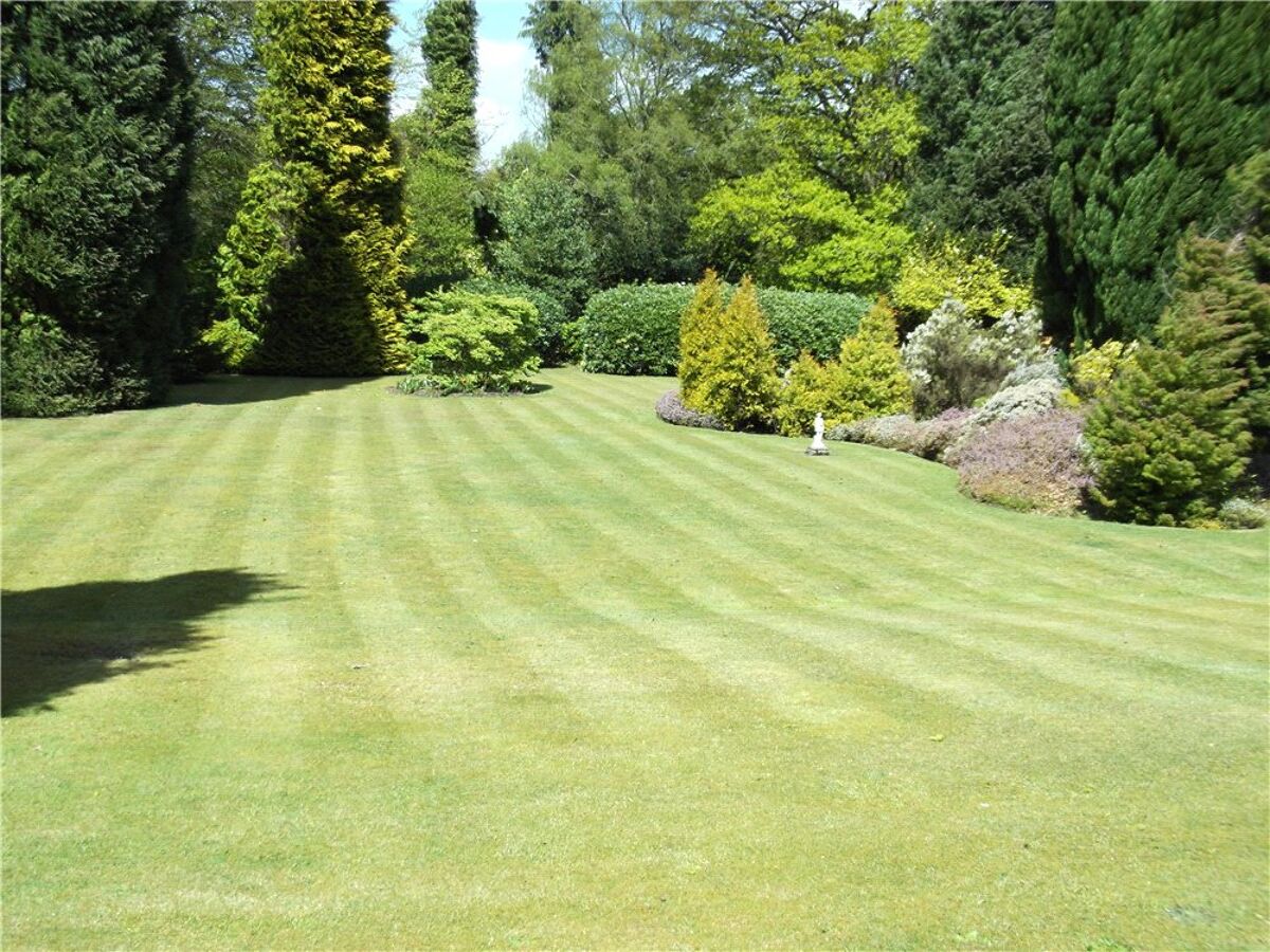 house for sale in Kingsley Edge, Square Drive, Haslemere, Surrey, GU27