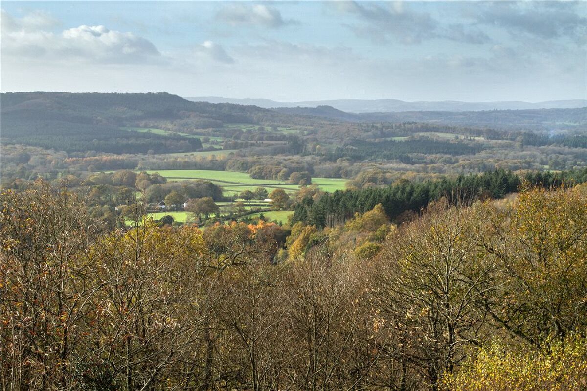 house for sale in Kingsley Edge, Square Drive, Haslemere, Surrey, GU27