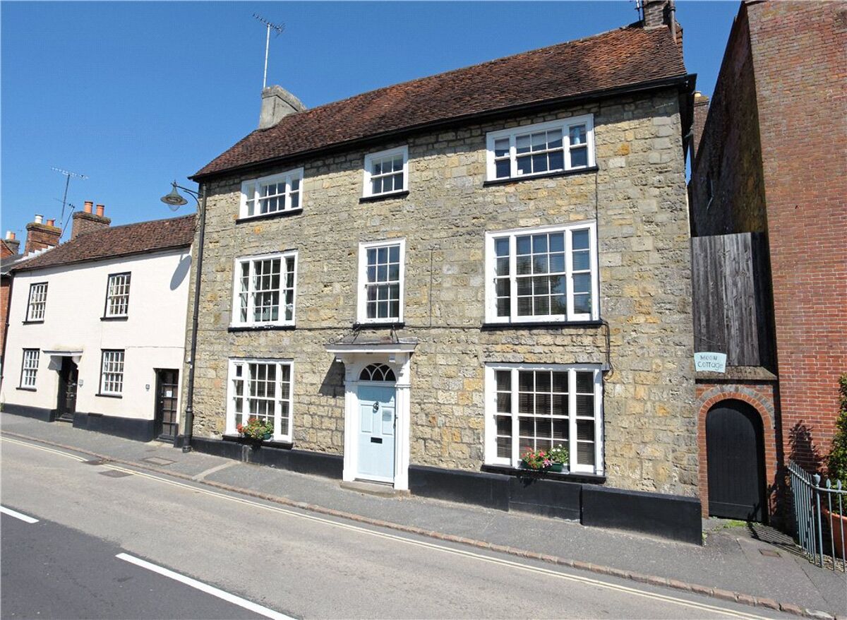 house for sale in Moon Cottage, Pound Street, Petworth, West Sussex, GU28 HSM120132 Knight Frank